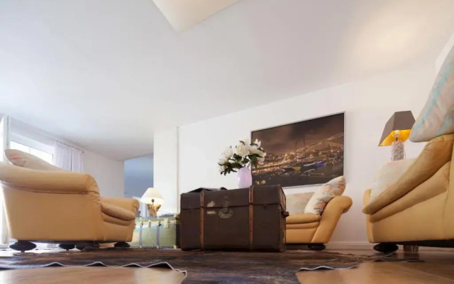 Gustls-Hus, Wohnung 6