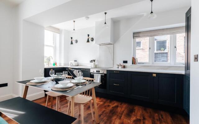 Redland Suites - Apartment 5