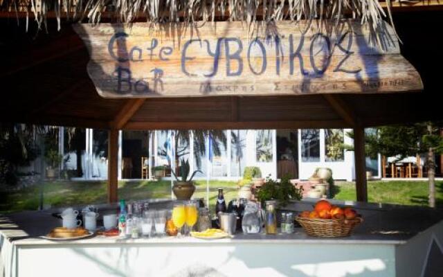 Evoikos beach & resort