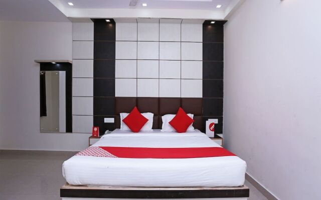 Laxmi Sadan Residency by OYO Rooms