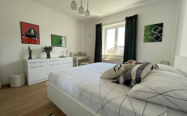 Sumptuous Apartment in Dubrovnik Private Terrace