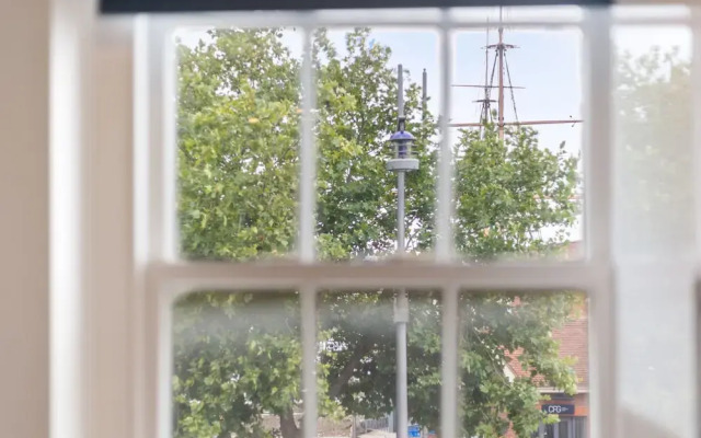 Dockside Studio Harbour Ship Views