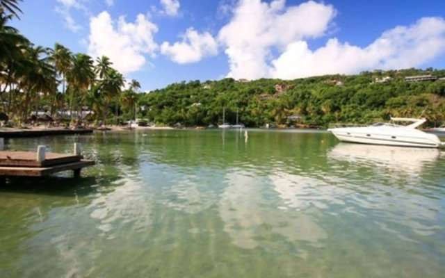 Marigot Beach Club and Dive Resort