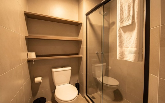Easy Life Campos Salles by Xtay