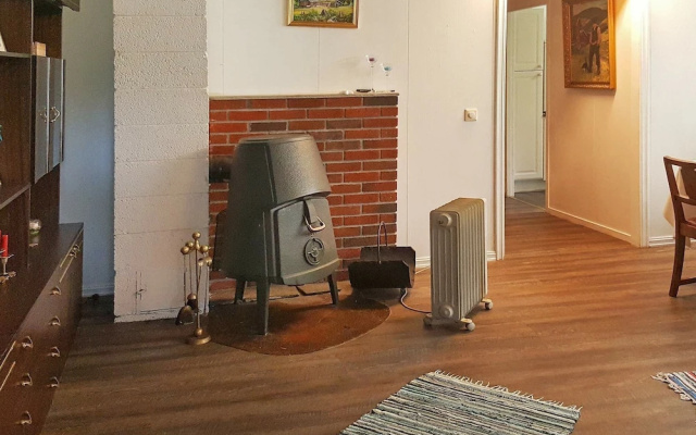 4 Person Holiday Home in HÃ¸yheimsvik