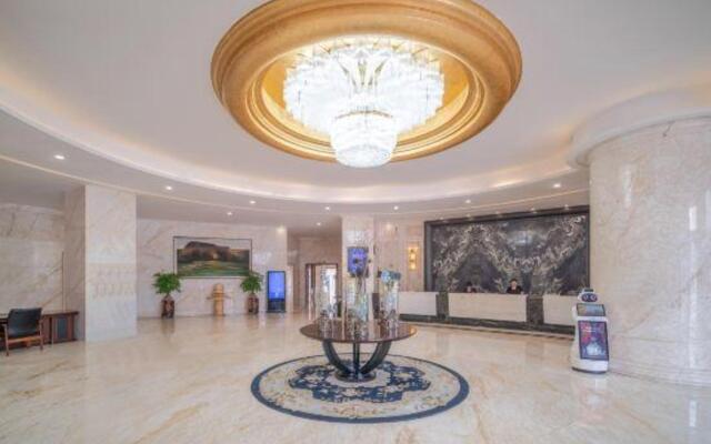 Days Hotel & Suites Shishi