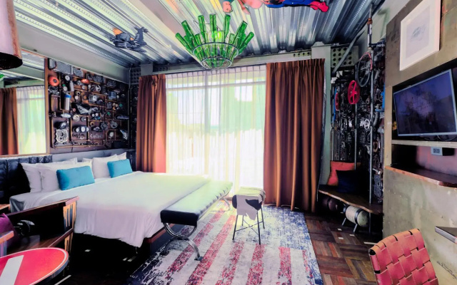 MeStyle Garage Hotel