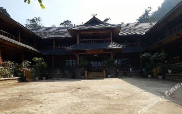 Pu'Er Jingmai Mountain Brown Princess Inn