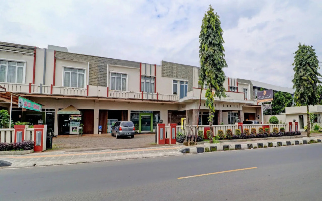 Hotel Srikandi Syariah by OYO Rooms