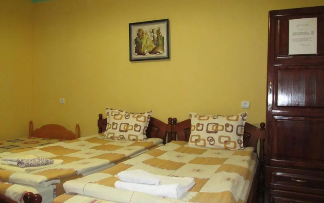 Pri Orehite Guesthouse