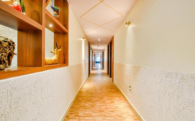 Fabhotel Matrix Inn