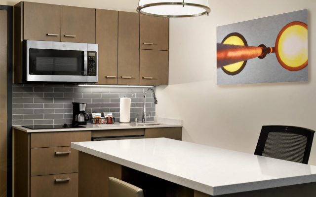 Hyatt House LA - University Medical Center