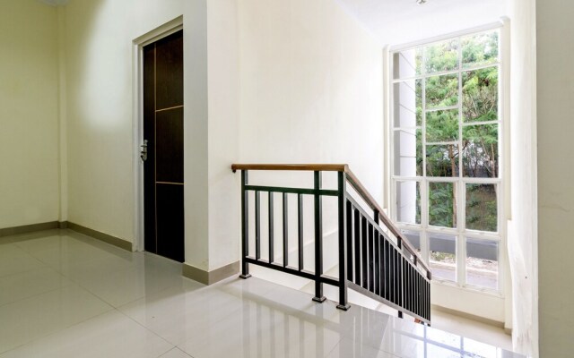 Travel-Inn by OYO Rooms