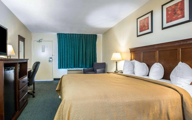 Quality Inn San Diego I-5 Naval Base