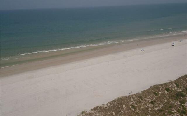 3 Bedroom Oceanfront Luxury Condo - Sand Dollar Iii, 404