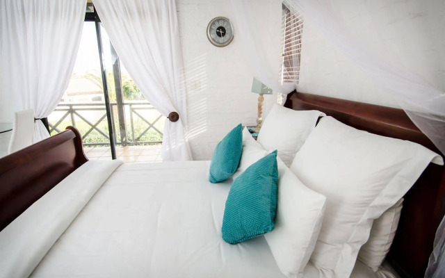 The Surf Shack - Backpackers/Hostel