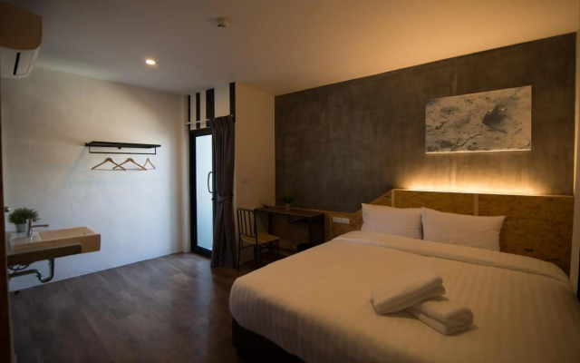 The Arbern Hostel x Bistro