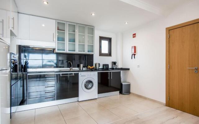 Appartement Chaleureux et Lumineux Proche Mer L003