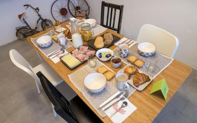 Cascina Mongianone Monferrato B&B