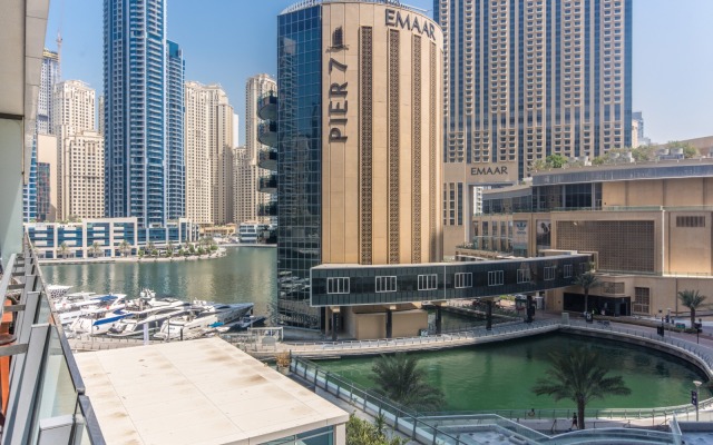 Luxurious 2 bed Dubai Marina