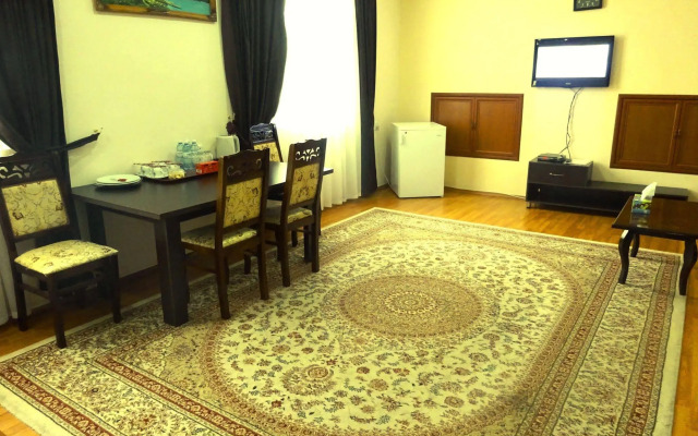 Boulevard Guest House