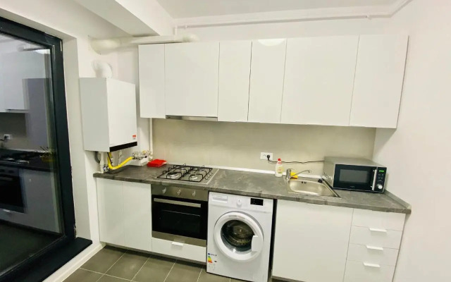 Plaza Residence Studio 2