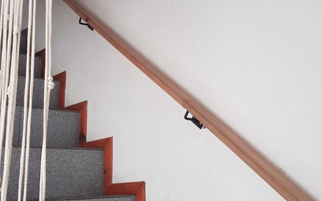 Dúplex con garage, patio y parrilla