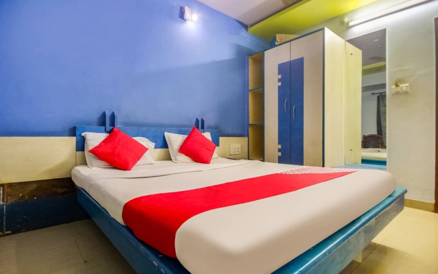 OYO 48043 Hotel Godavari