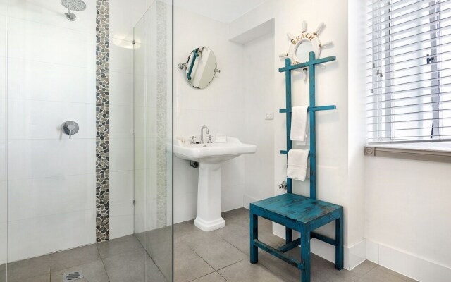 Paros in Paradise Stunning 4 Bedroom Ocean View