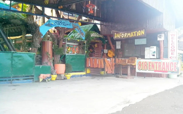 818 Resort