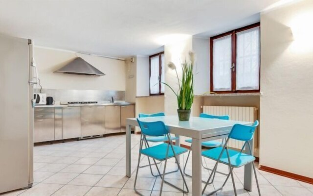 Asti City Center Apartment