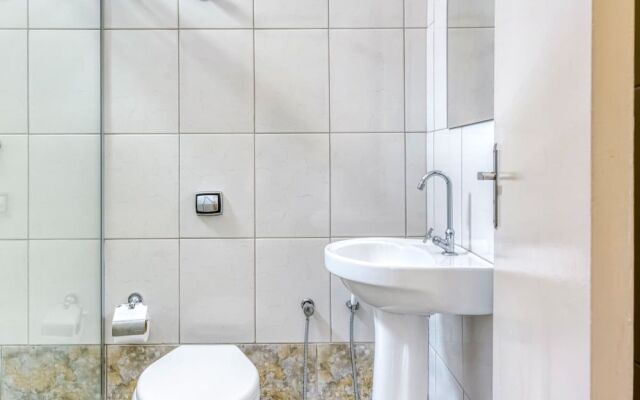 Lelis Hotel