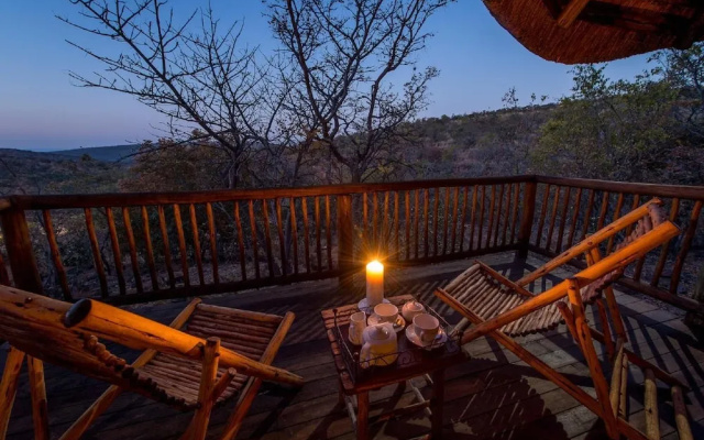 Tshwene Lodge