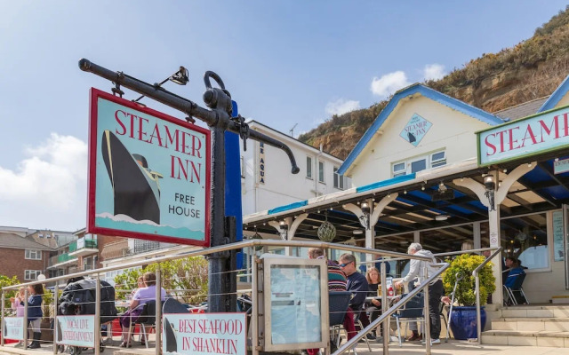 The Steamer Inn