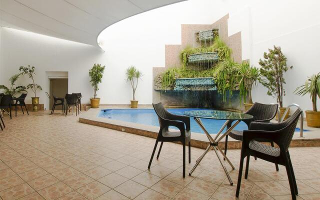 Miraflores Colon Hotel