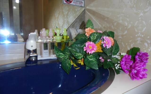 HOTEL MOULIN ROUGE - Adults Only