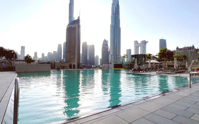 Regal 3BR Maid w Burj Khalifa View Balcony