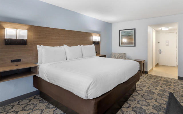 Best Western Palm Beach Lakes