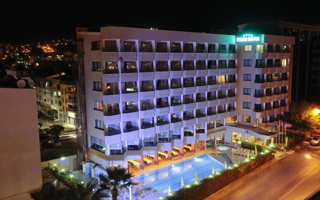 Palm Hotel