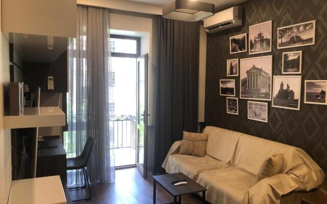Apartment on Moskovyan 31