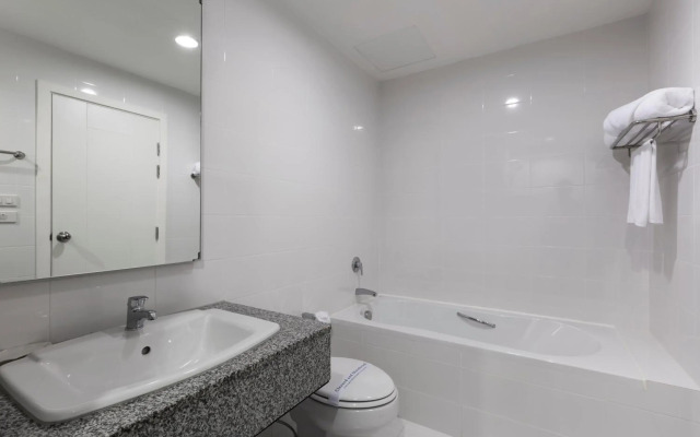 Kantary 304 Hotel