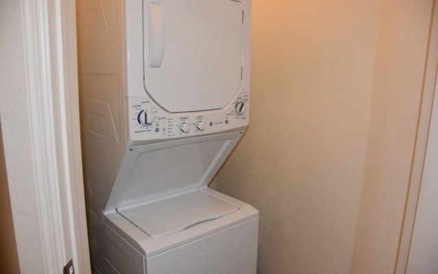 Villa Aventura - Lucaya Village