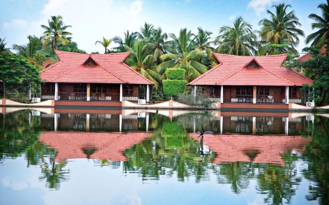 Sterling Lake Palace Alleppey