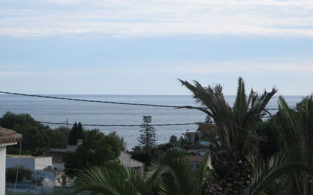 Spacious Villa in El Baladrar with Swimming Pool