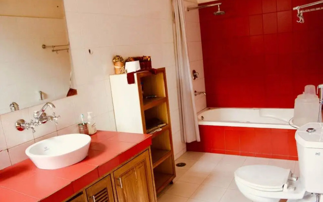Malik's Villa Menage