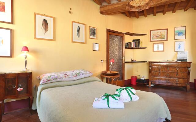 Delfina by Vacation in Lucca