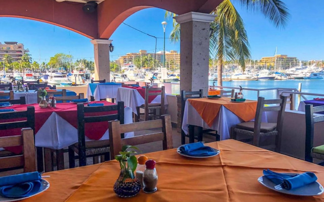 Marina Banderas Suites