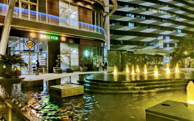 Entire Studio Apt/Suite near Mall/Metro/ExpoMart