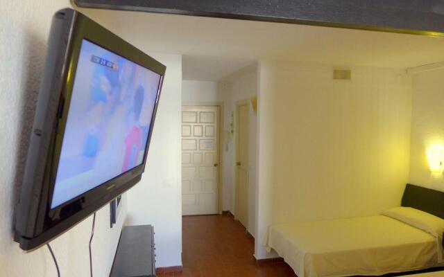 Apartamentos Alboran 24