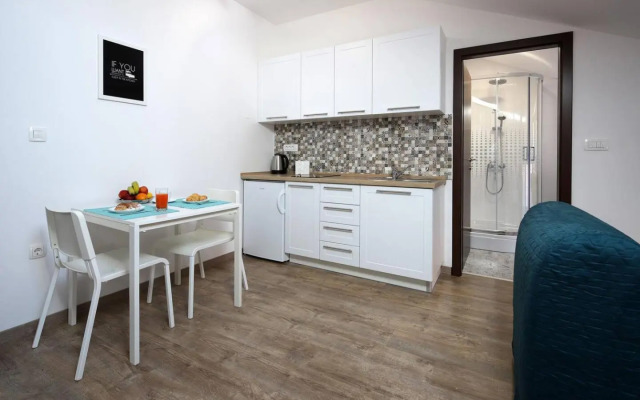 Centrally located studio apartment Seagull